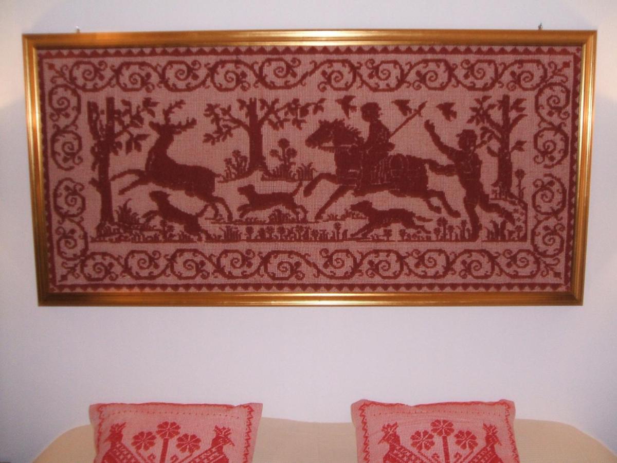 Affitta Camere Casa Delle Rose Villanova Monteleone Exterior photo